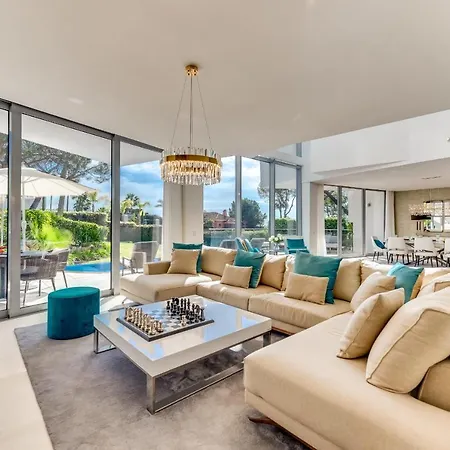 About Meisho Hills Villa *