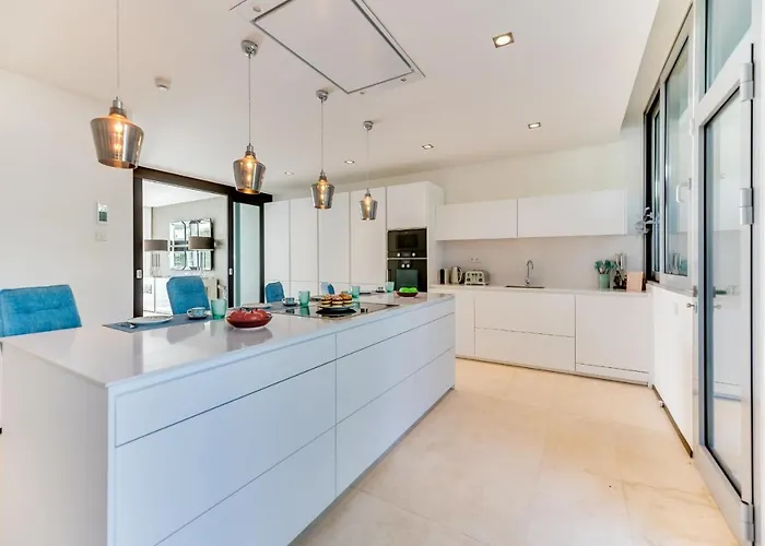 Villa About Meisho Hills *